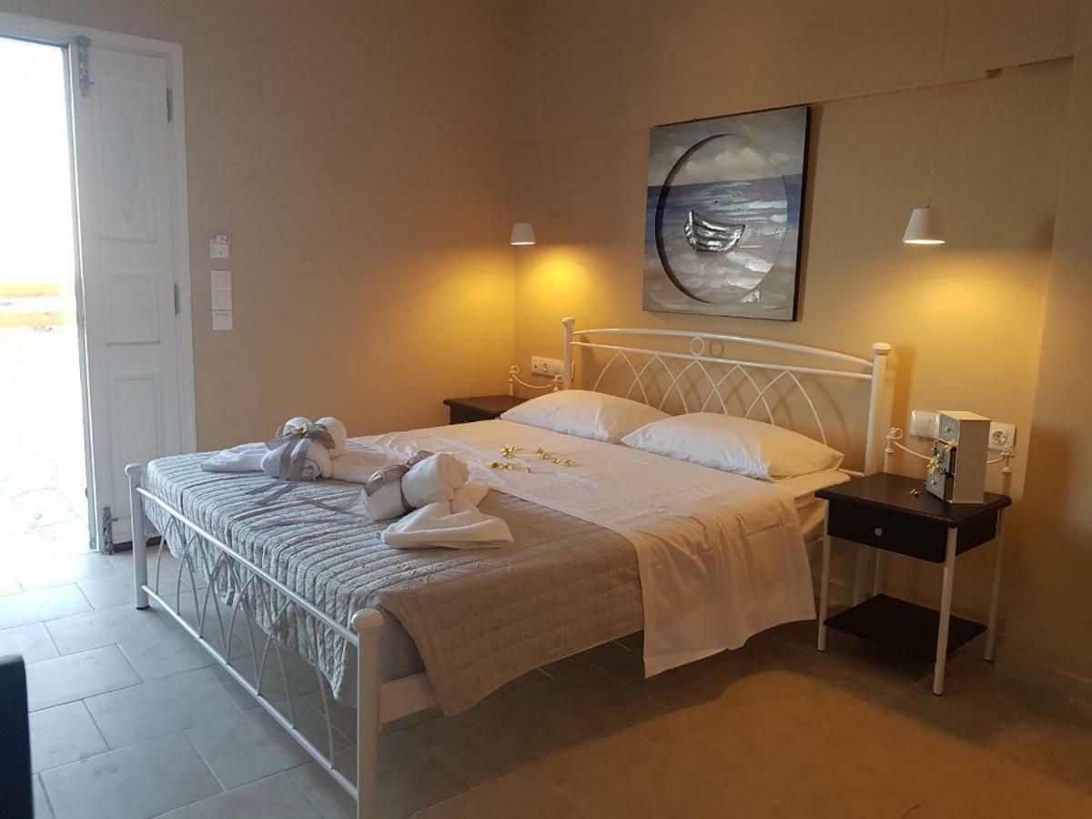 Kampanelia Village Suites Firá Buitenkant foto